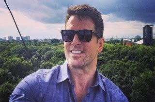 thomas roberts naked|MSNBC’s Thomas Roberts Is an Instagram Oversharer